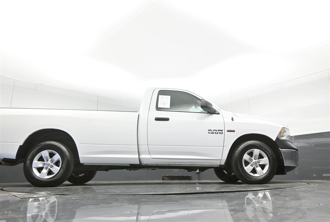 RAM 1500 Tradesman Regular Cab LWB 2WD 2016
