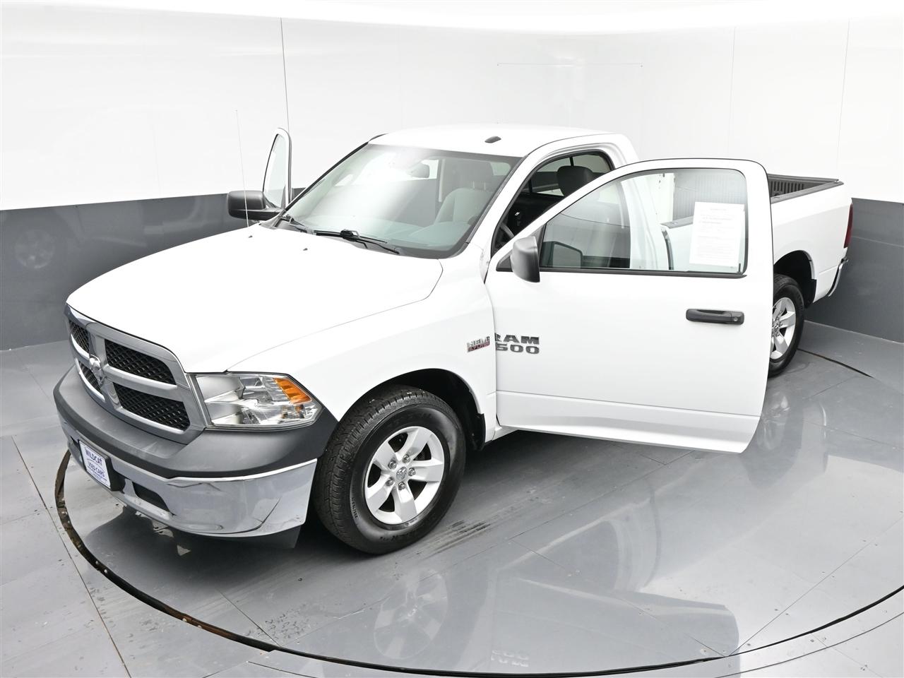 RAM 1500 Tradesman Regular Cab LWB 2WD 2016