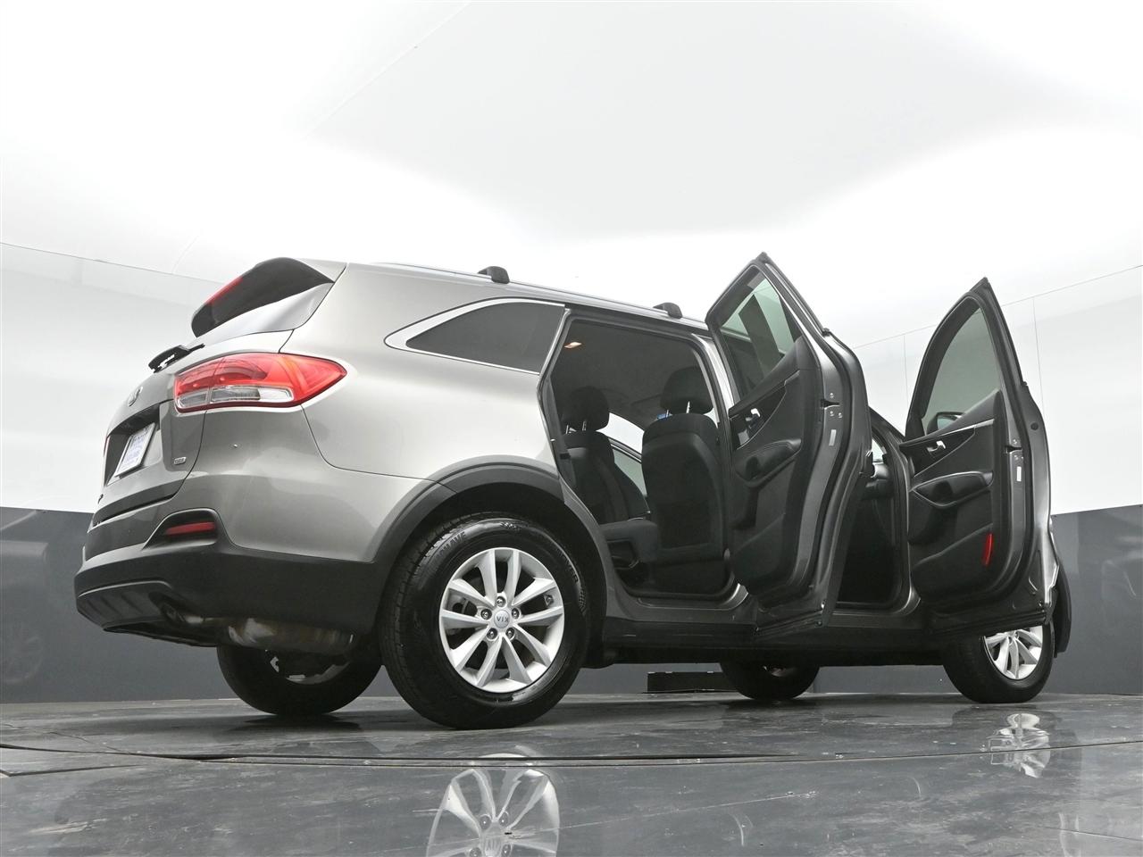 Kia Sorento LX 2WD 2017