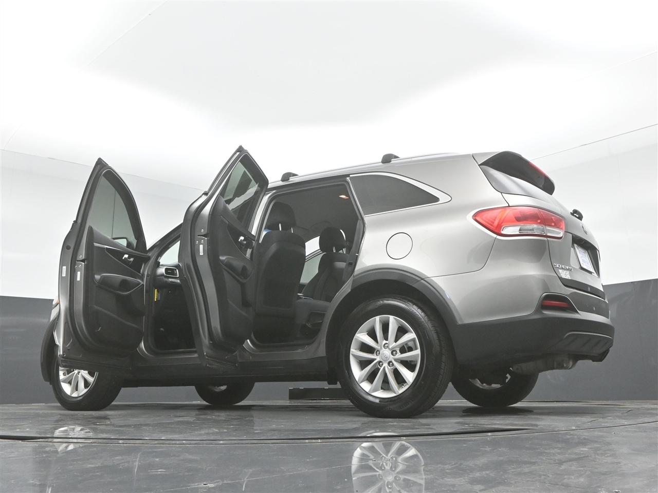 Kia Sorento LX 2WD 2017