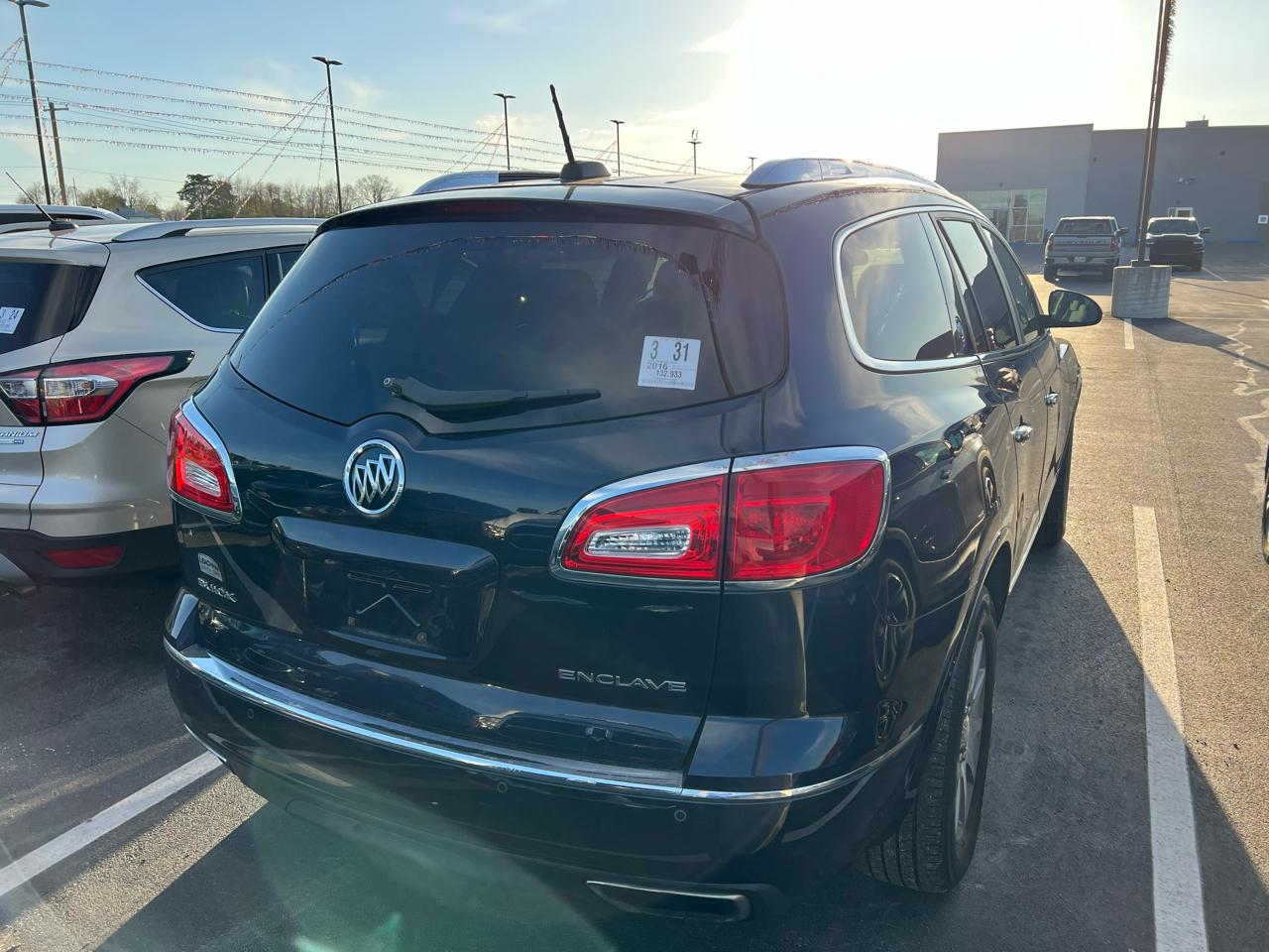 Buick Enclave Convenience FWD 2016