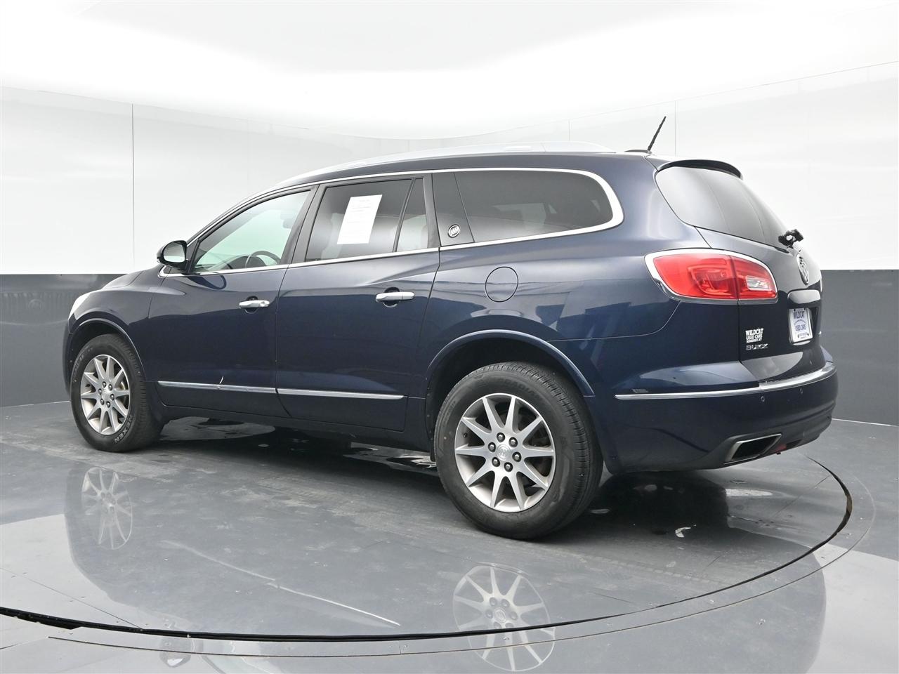 Buick Enclave Convenience FWD 2016