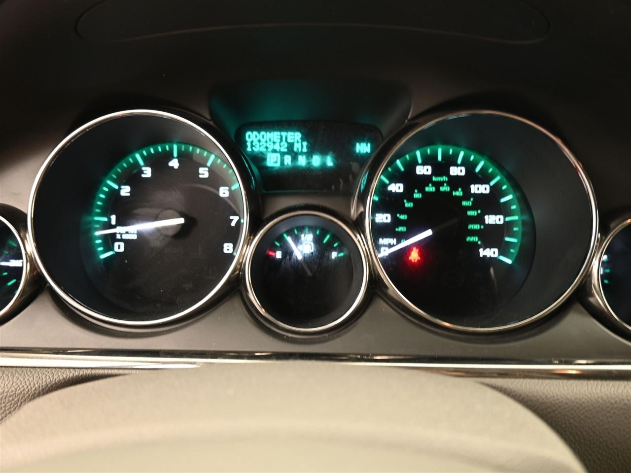 Buick Enclave Convenience FWD 2016