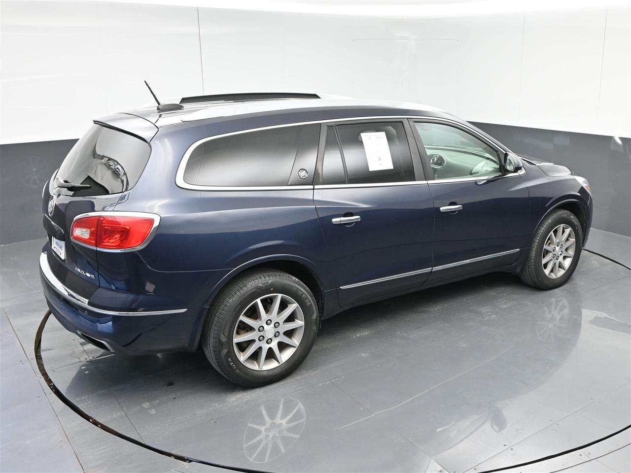 Buick Enclave Convenience FWD 2016