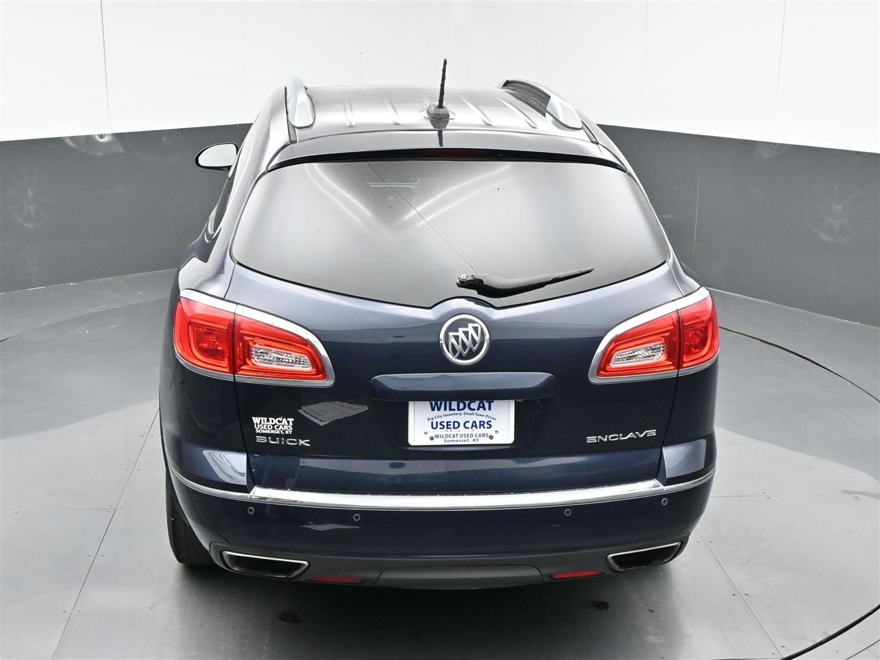 Buick Enclave Convenience FWD 2016