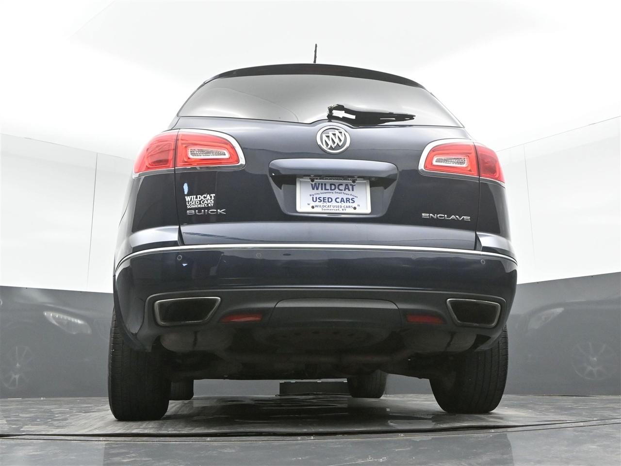 Buick Enclave Convenience FWD 2016