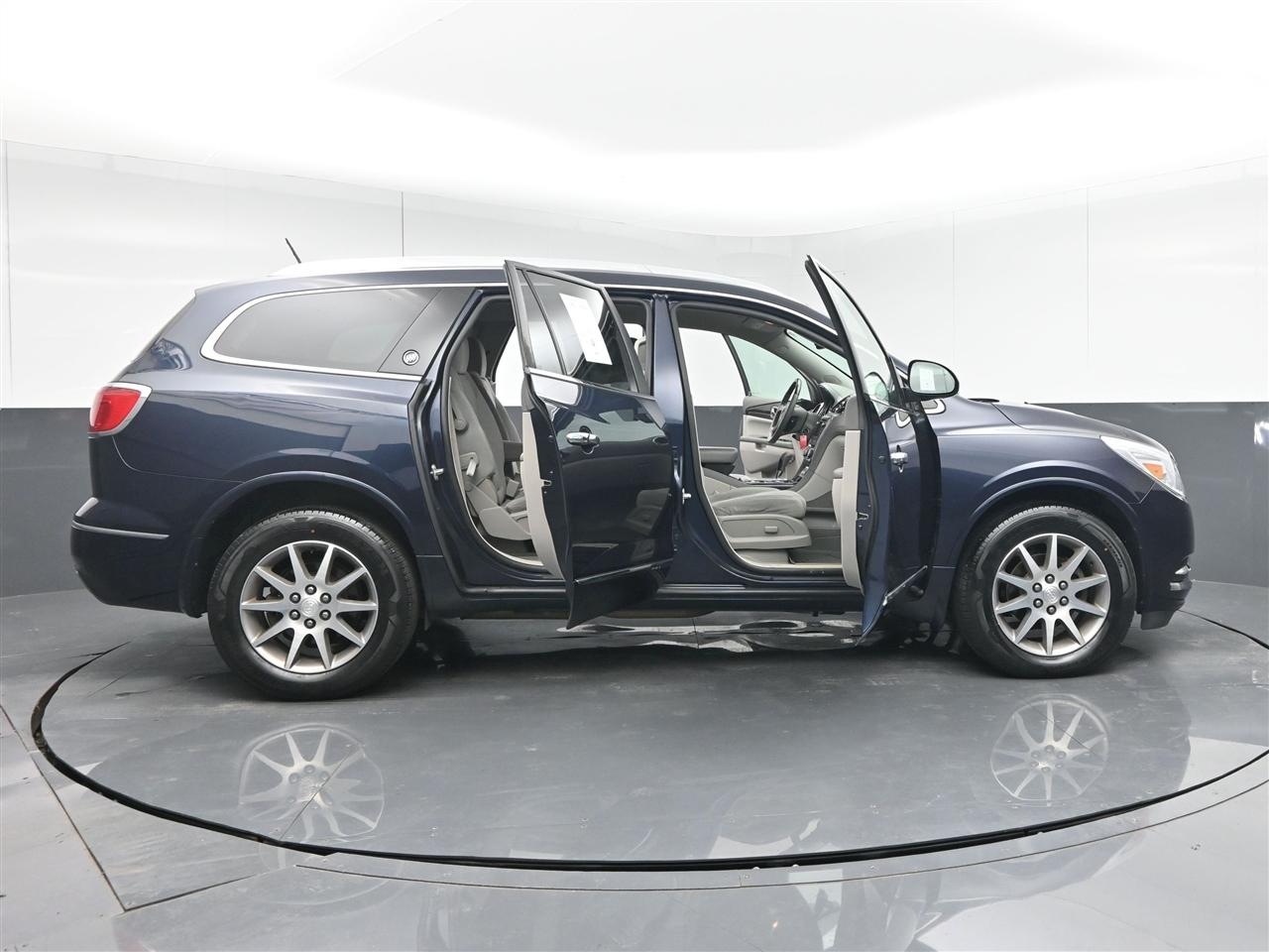 Buick Enclave Convenience FWD 2016