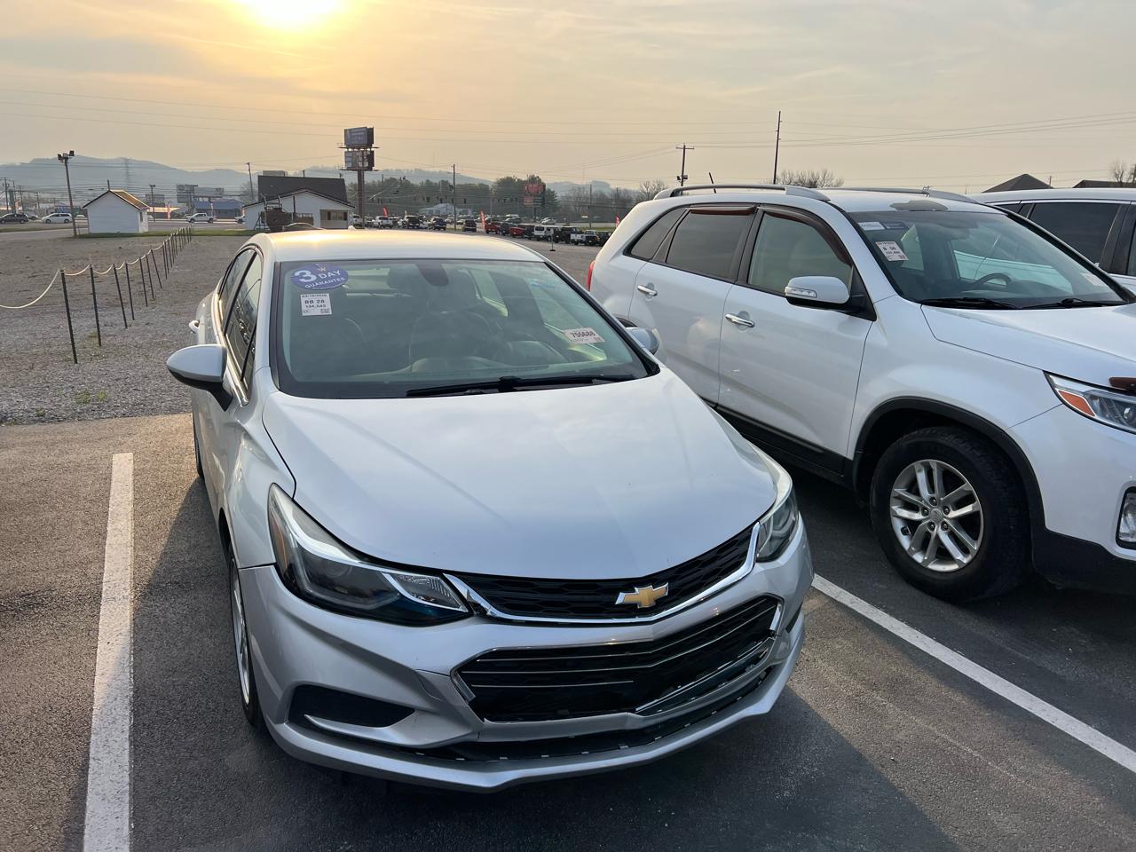 2018 Chevrolet Cruze LT Auto