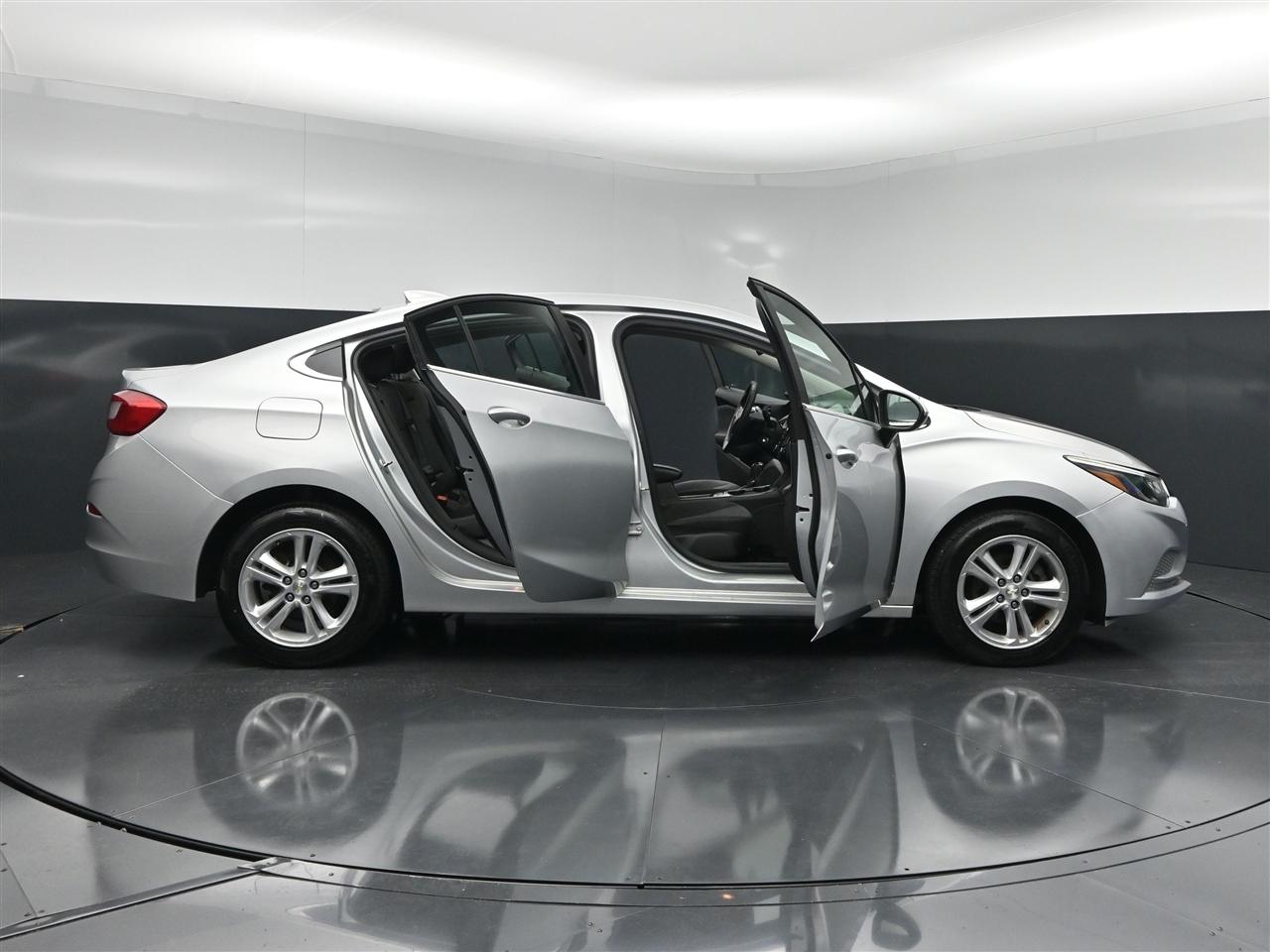 Chevrolet Cruze LT Auto 2018