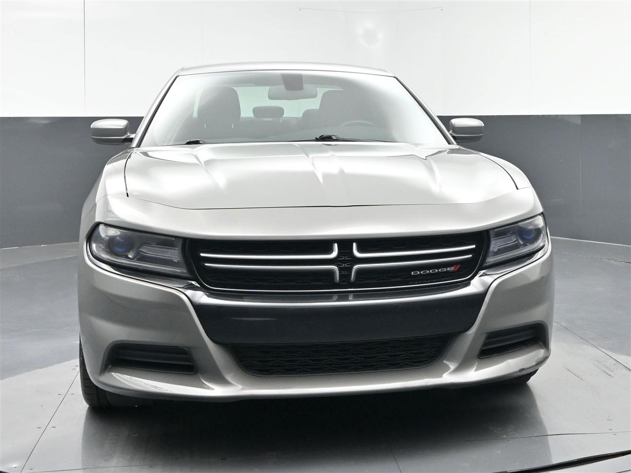 Dodge Charger SE 2017