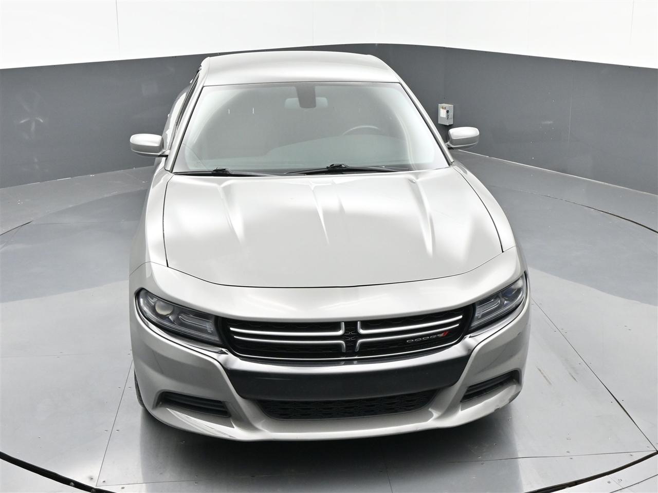 Dodge Charger SE 2017