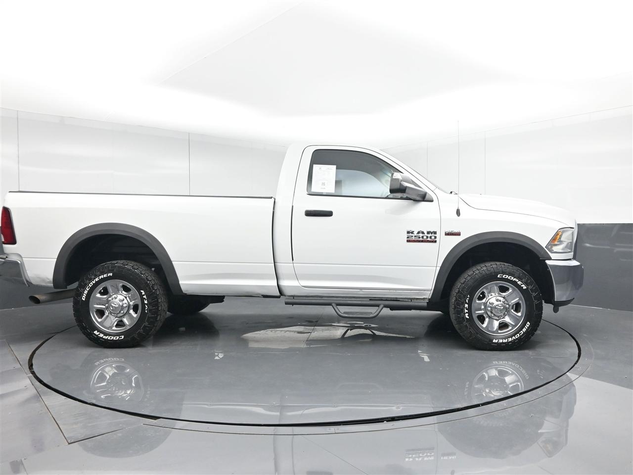 RAM 2500 Tradesman Regular Cab 4WD 2017