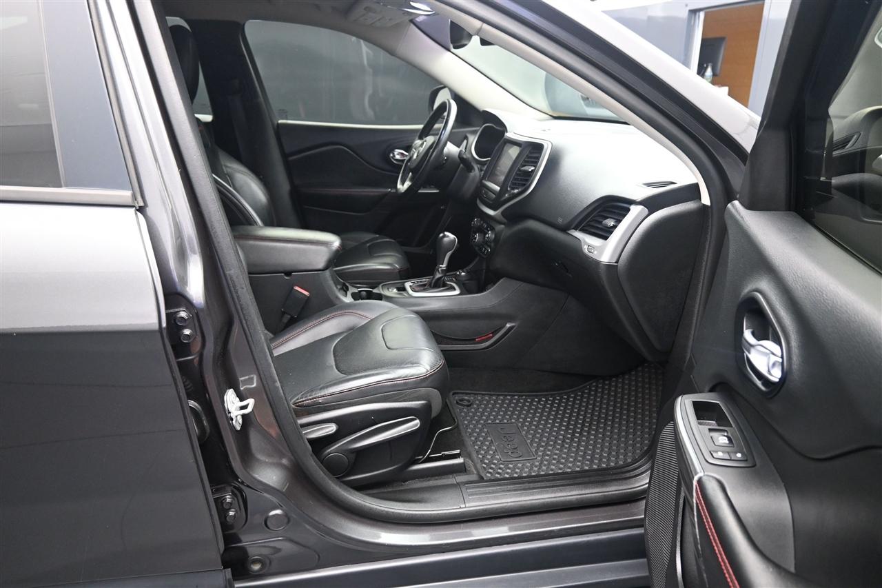 Jeep Cherokee Trailhawk 4WD 2015