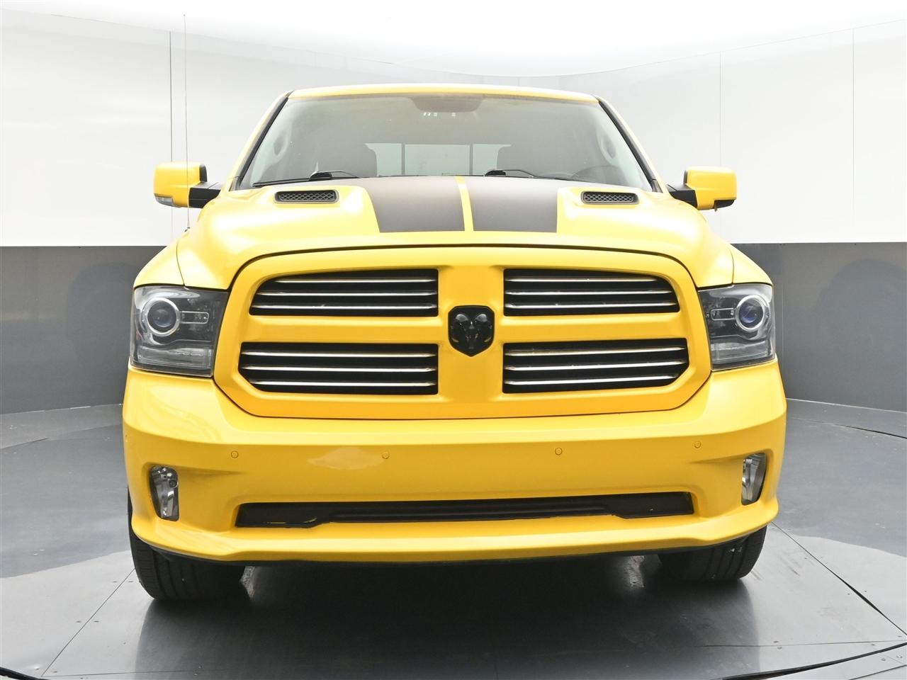 RAM 1500 Sport Crew Cab SWB 4WD 2016