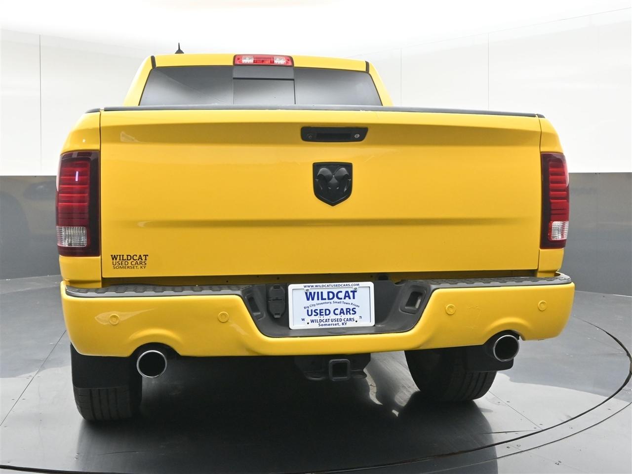 RAM 1500 Sport Crew Cab SWB 4WD 2016