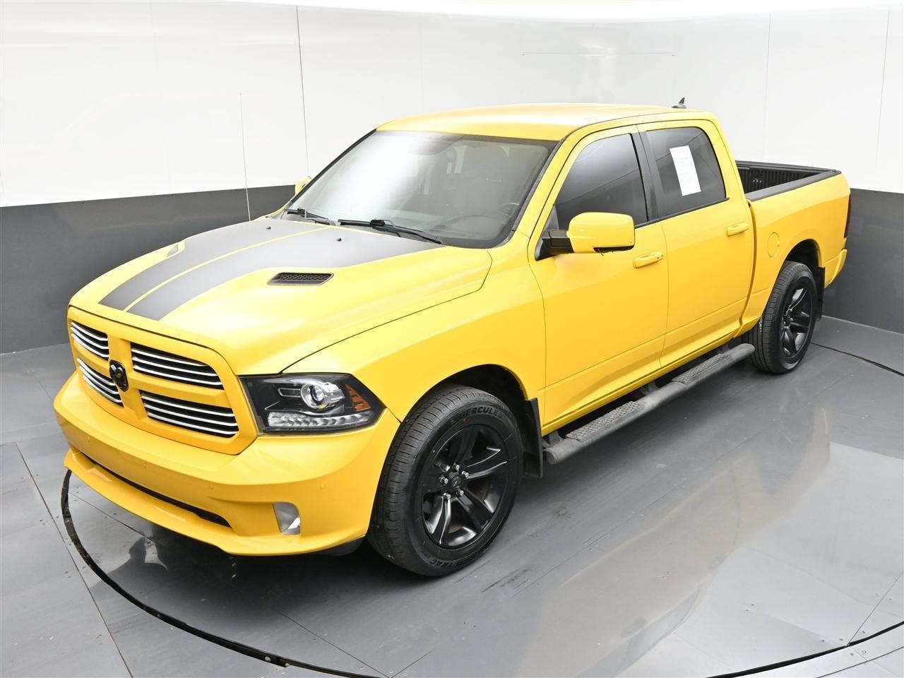 RAM 1500 Sport Crew Cab SWB 4WD 2016