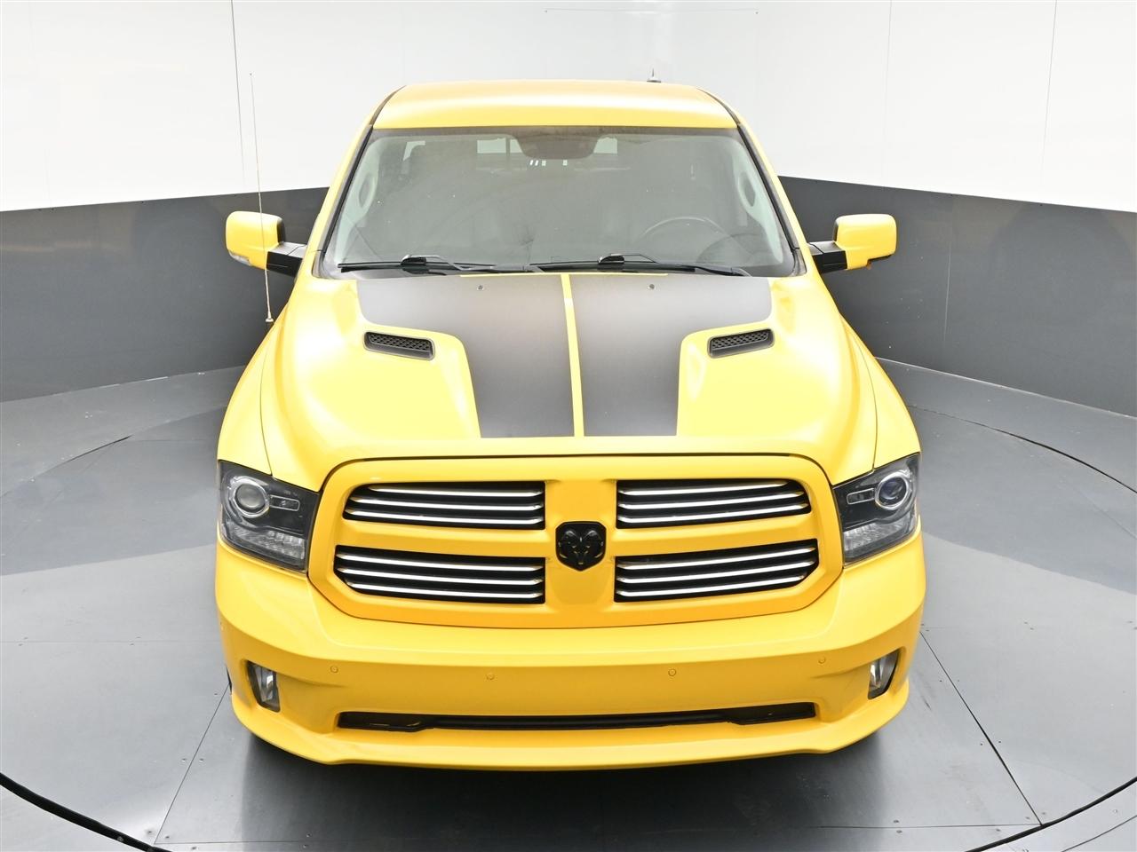 RAM 1500 Sport Crew Cab SWB 4WD 2016