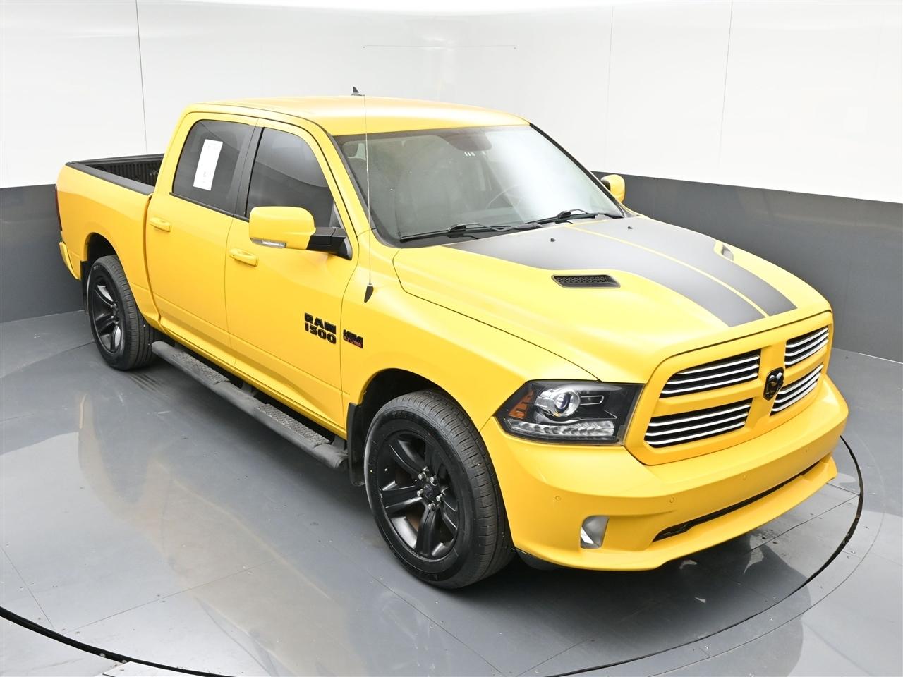 RAM 1500 Sport Crew Cab SWB 4WD 2016