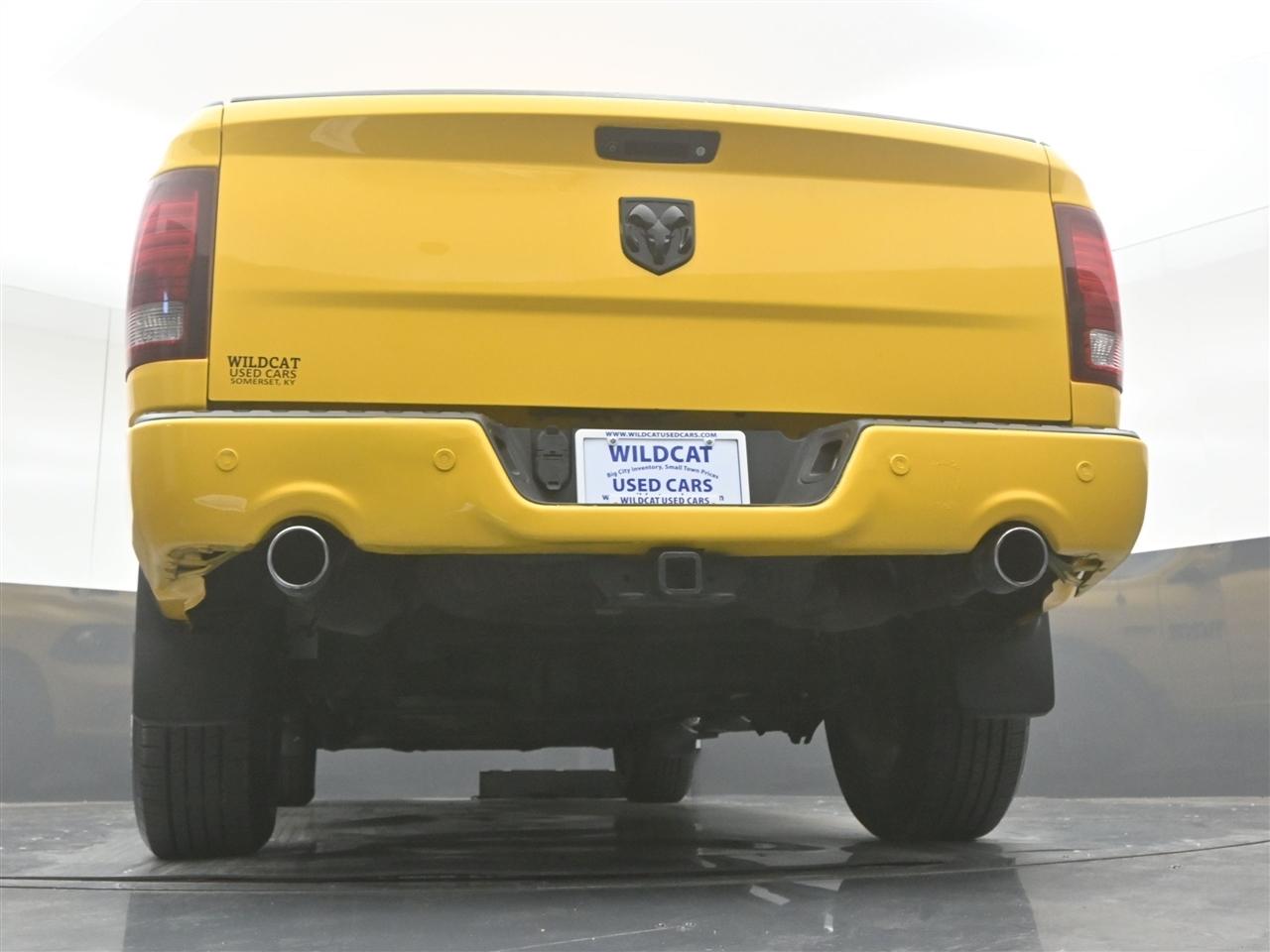 RAM 1500 Sport Crew Cab SWB 4WD 2016