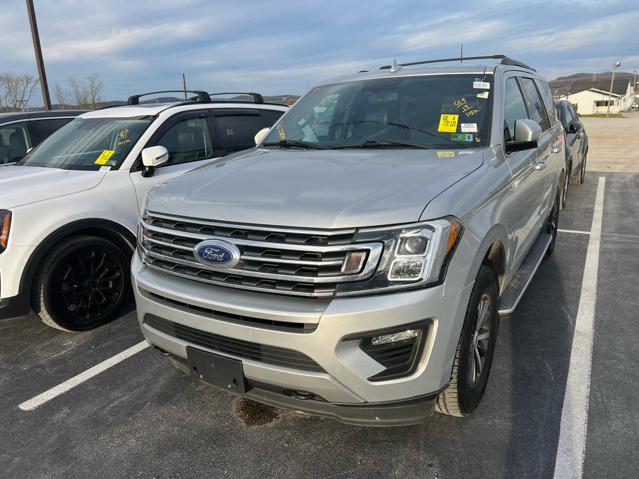 Ford Expedition XLT 4WD 2019