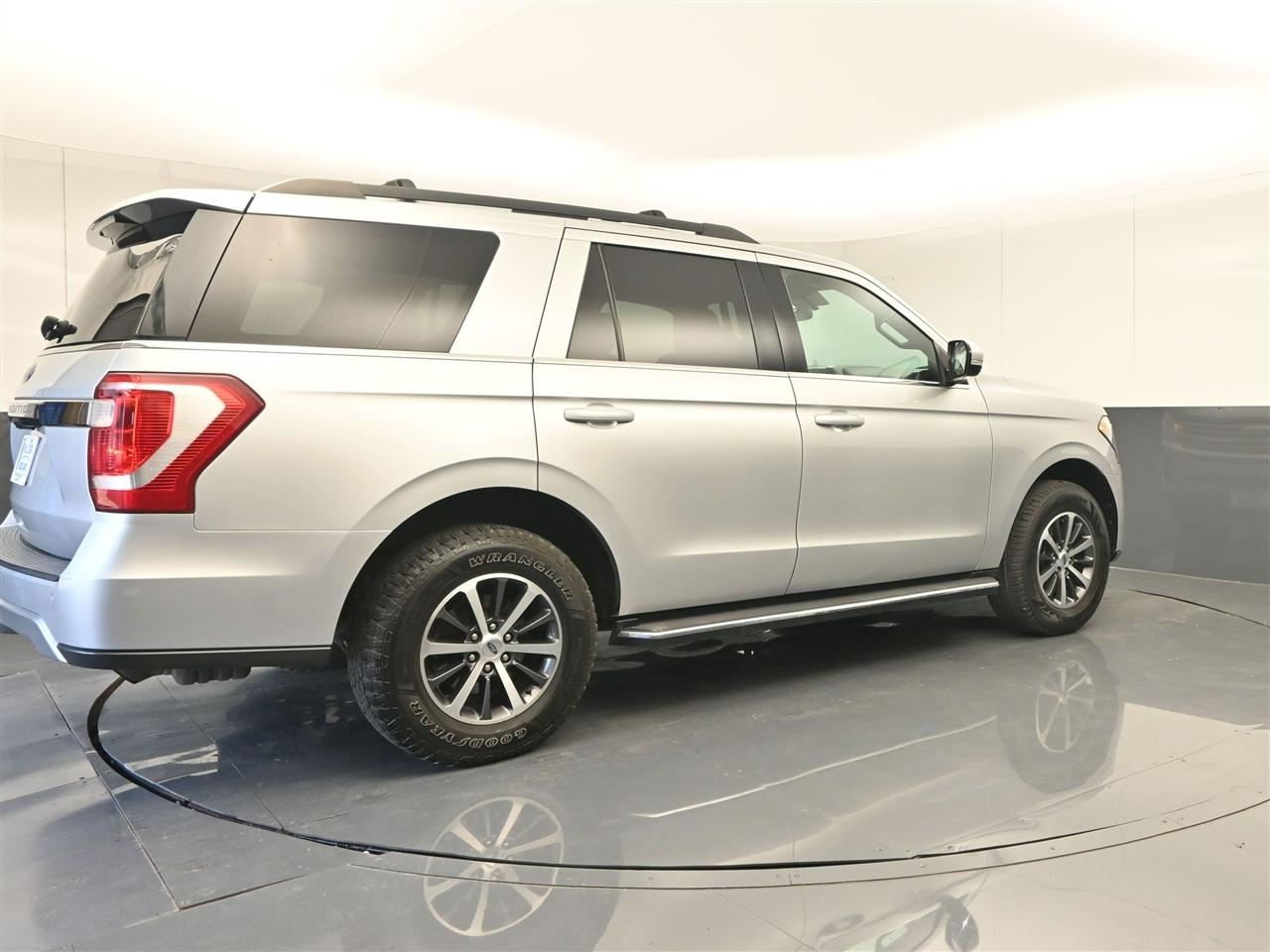 Ford Expedition XLT 4WD 2019