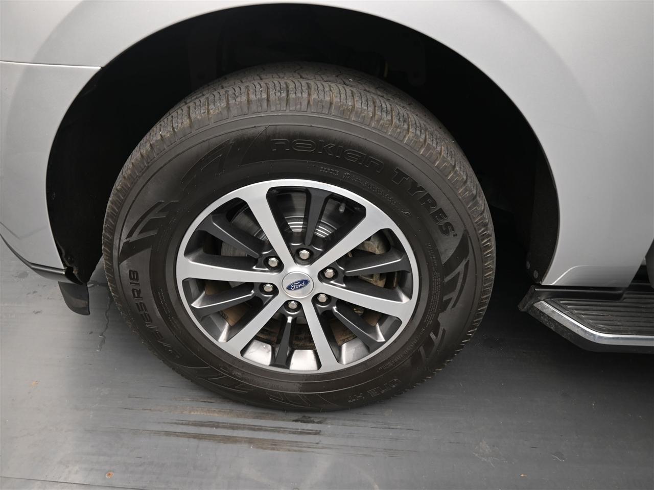 Ford Expedition XLT 4WD 2019