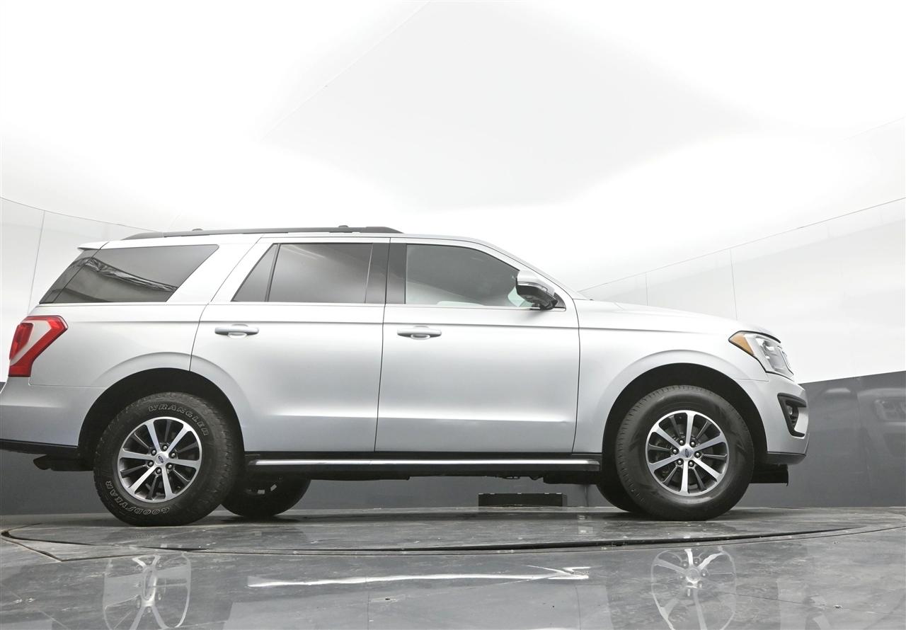 Ford Expedition XLT 4WD 2019