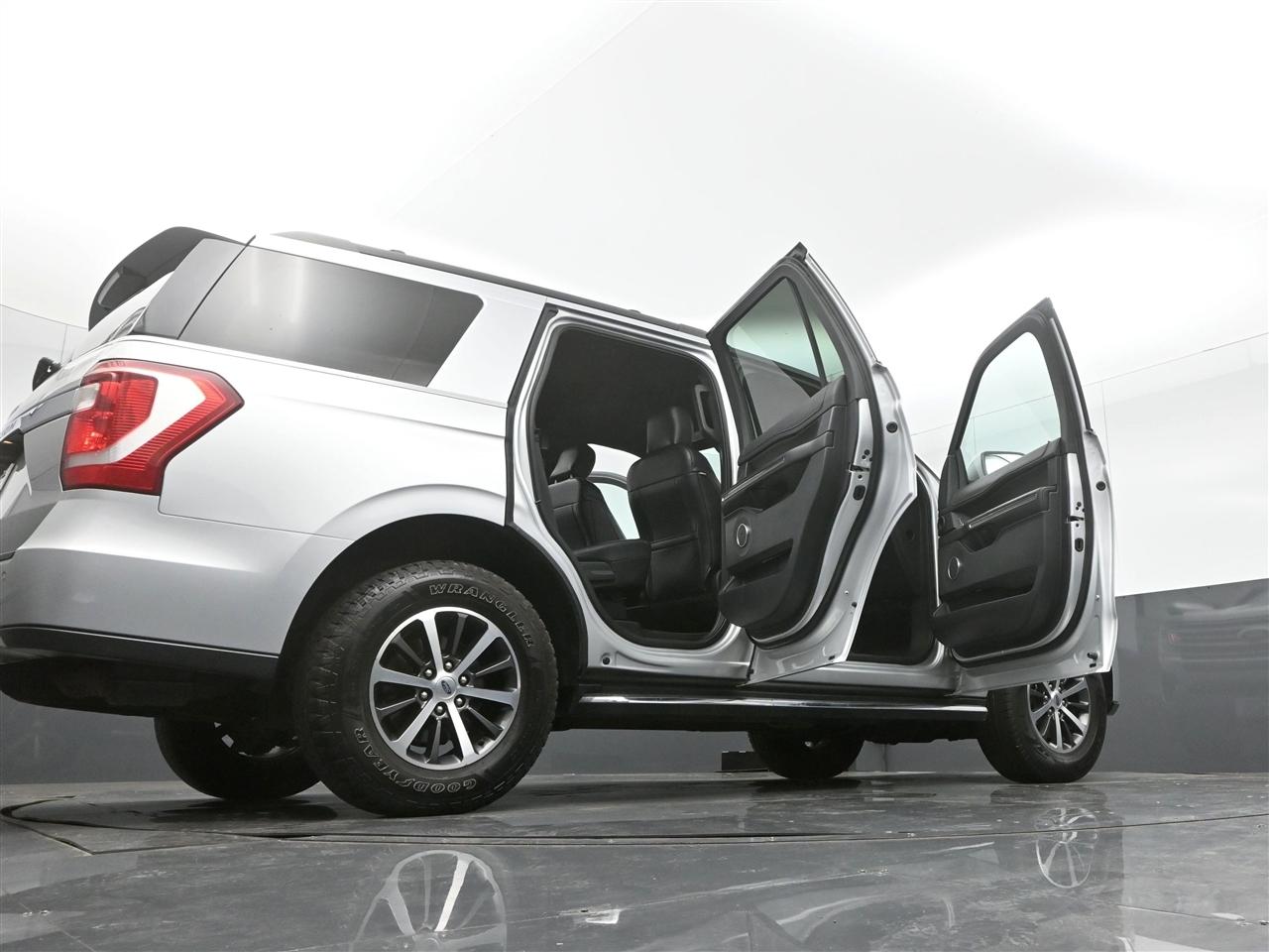 Ford Expedition XLT 4WD 2019