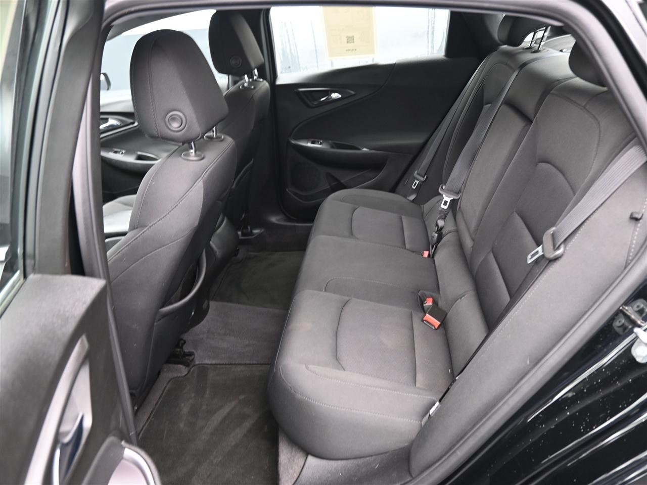 Chevrolet Malibu LS 2018