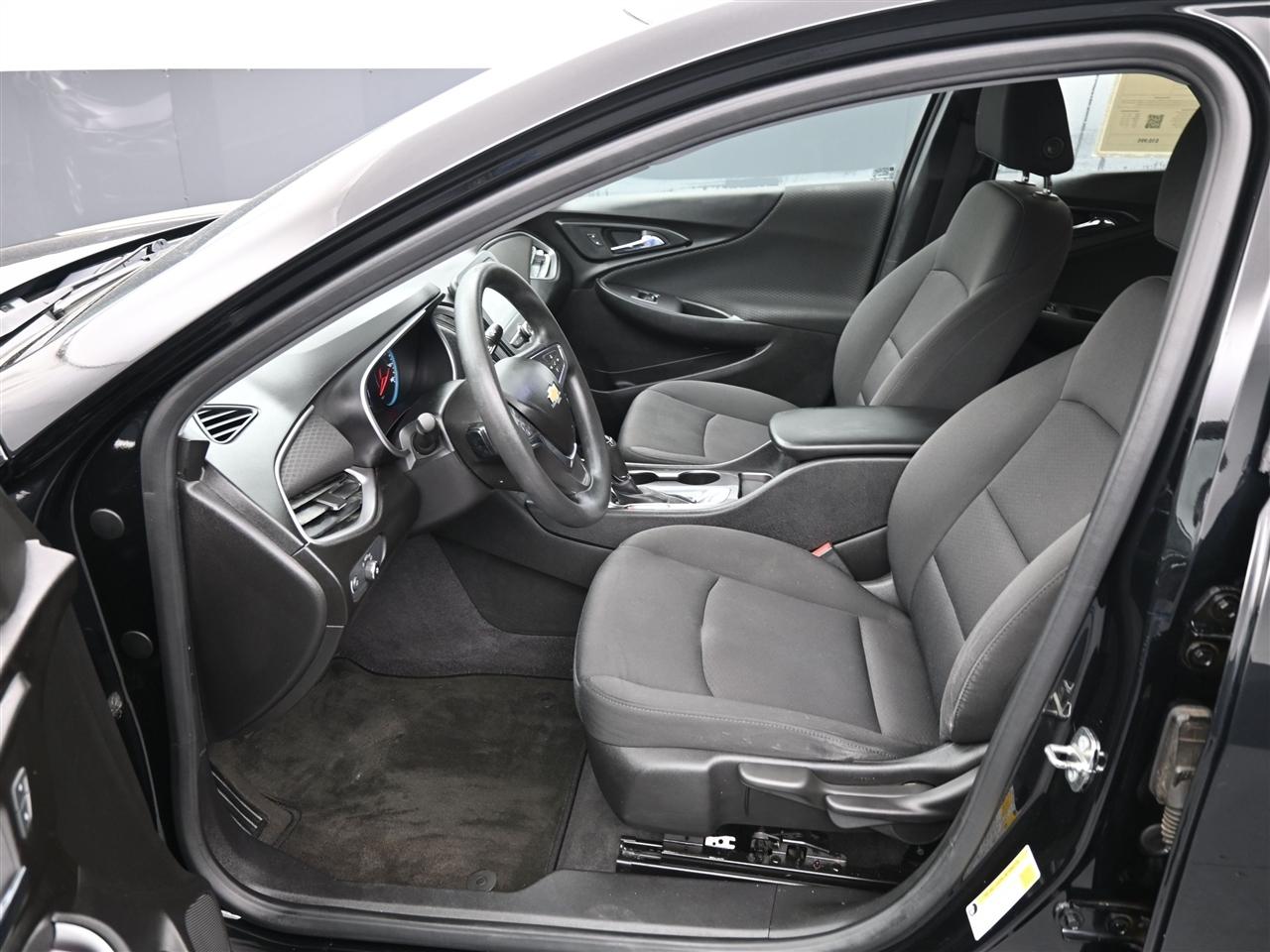 Chevrolet Malibu LS 2018