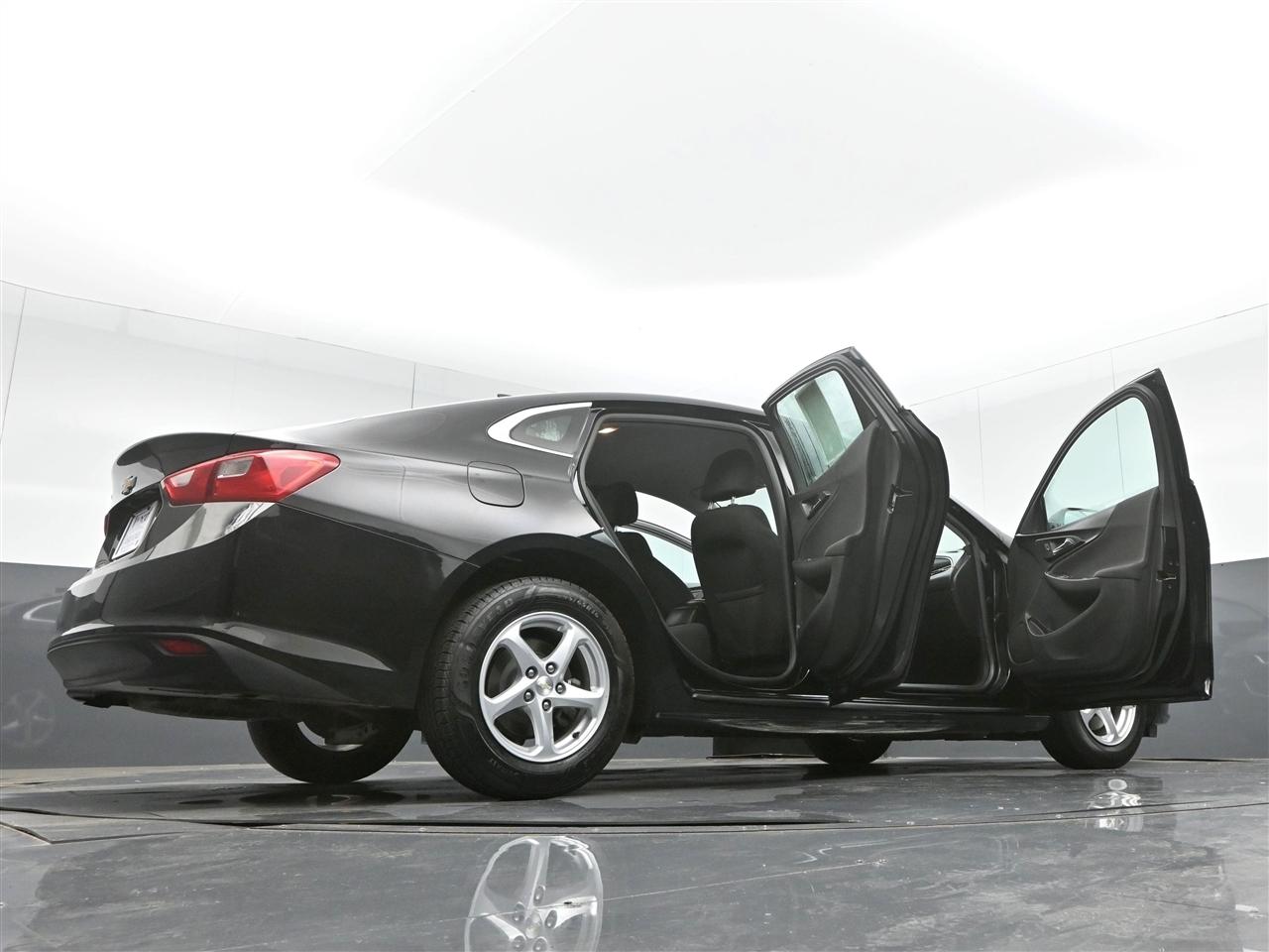 Chevrolet Malibu LS 2018