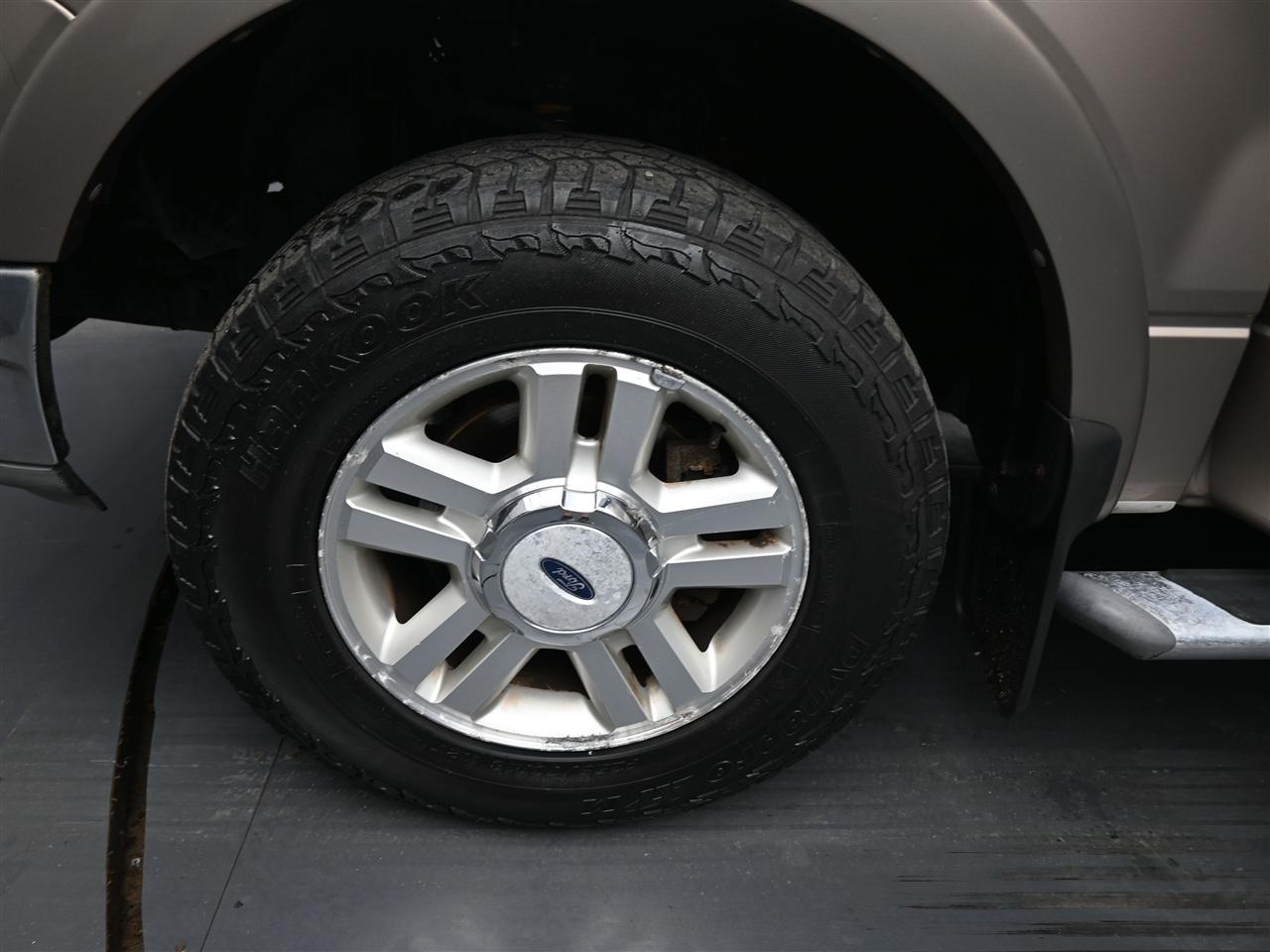 Ford F-150 Lariat SuperCrew 4WD 2004