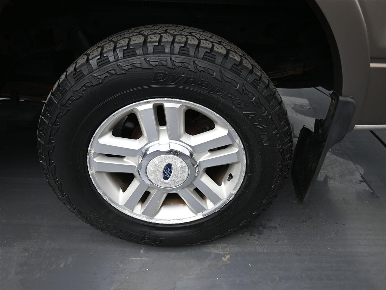 Ford F-150 Lariat SuperCrew 4WD 2004