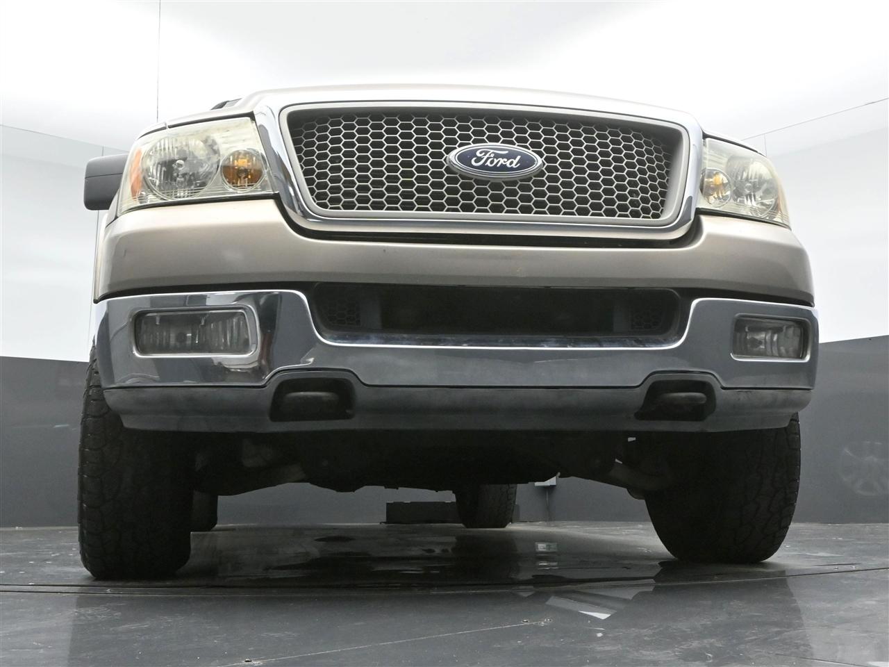 Ford F-150 Lariat SuperCrew 4WD 2004