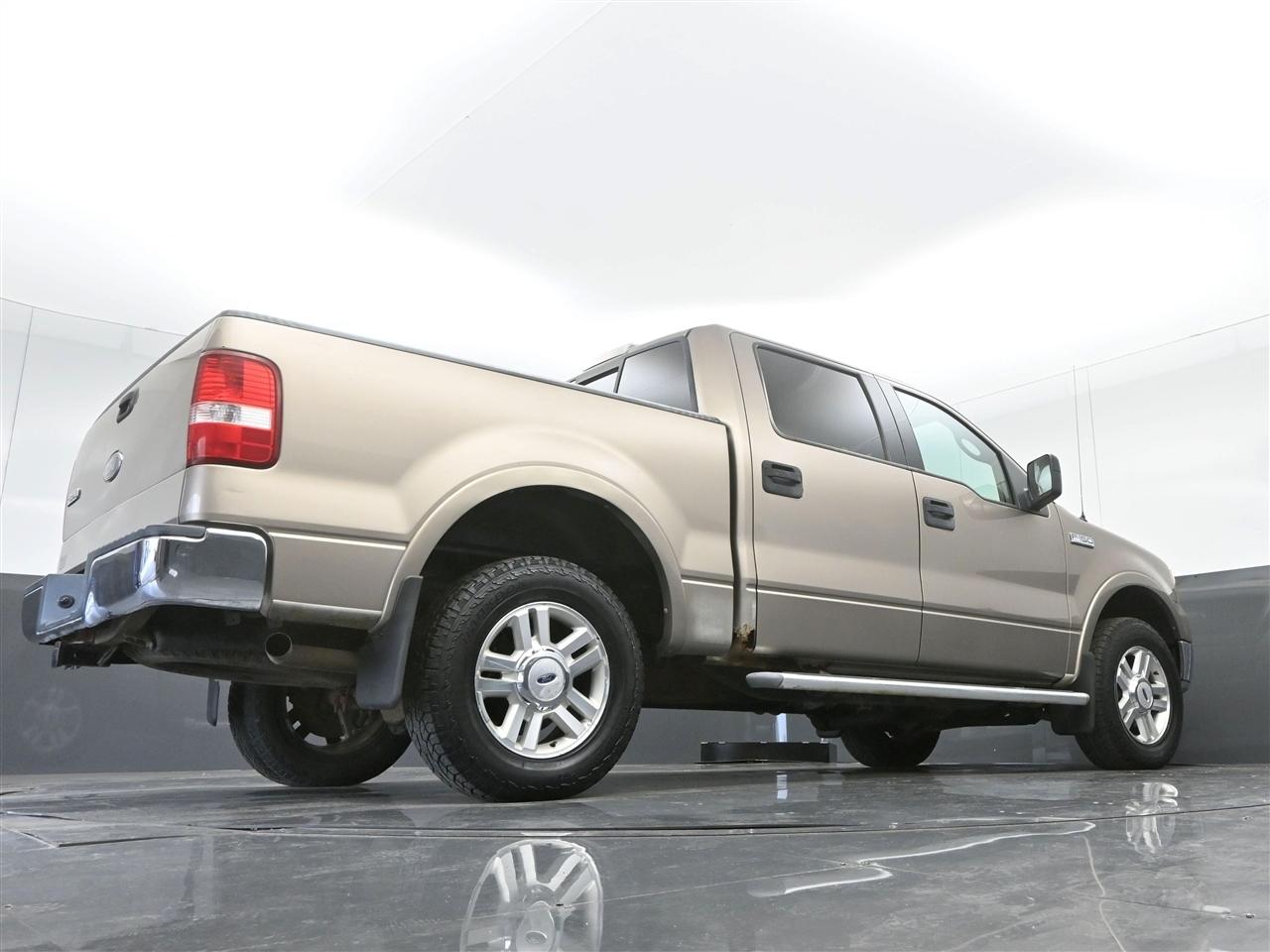 Ford F-150 Lariat SuperCrew 4WD 2004