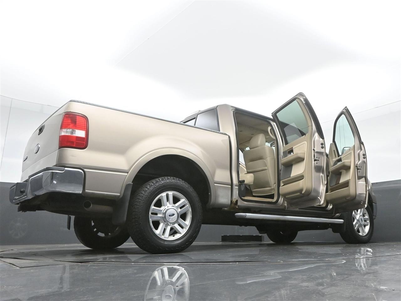 Ford F-150 Lariat SuperCrew 4WD 2004
