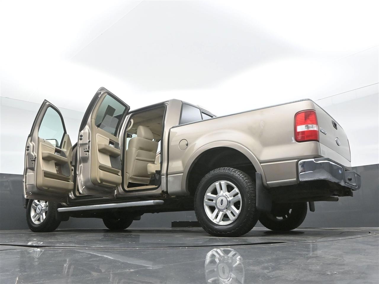 Ford F-150 Lariat SuperCrew 4WD 2004