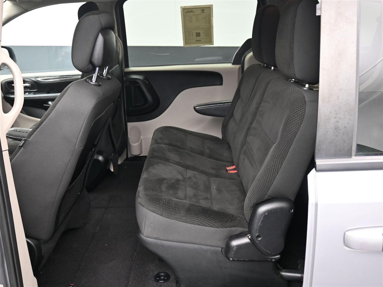 Dodge Grand Caravan SE 2017