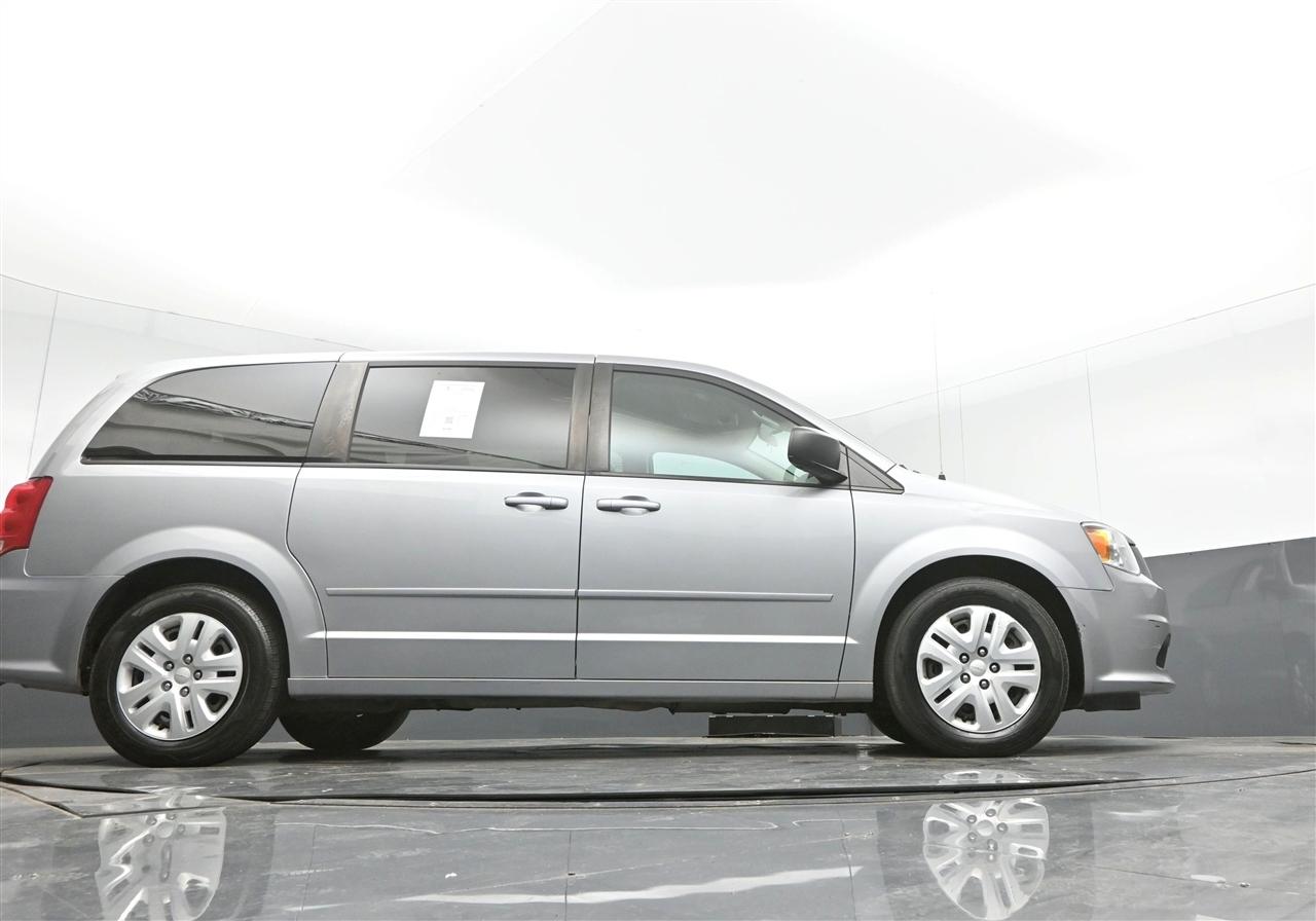 Dodge Grand Caravan SE 2017