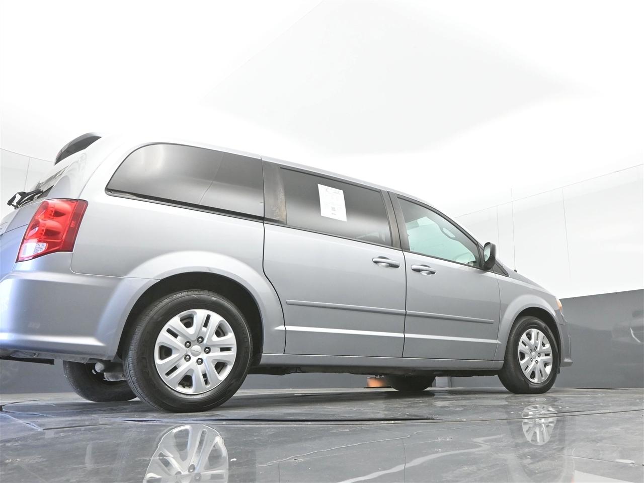 Dodge Grand Caravan SE 2017