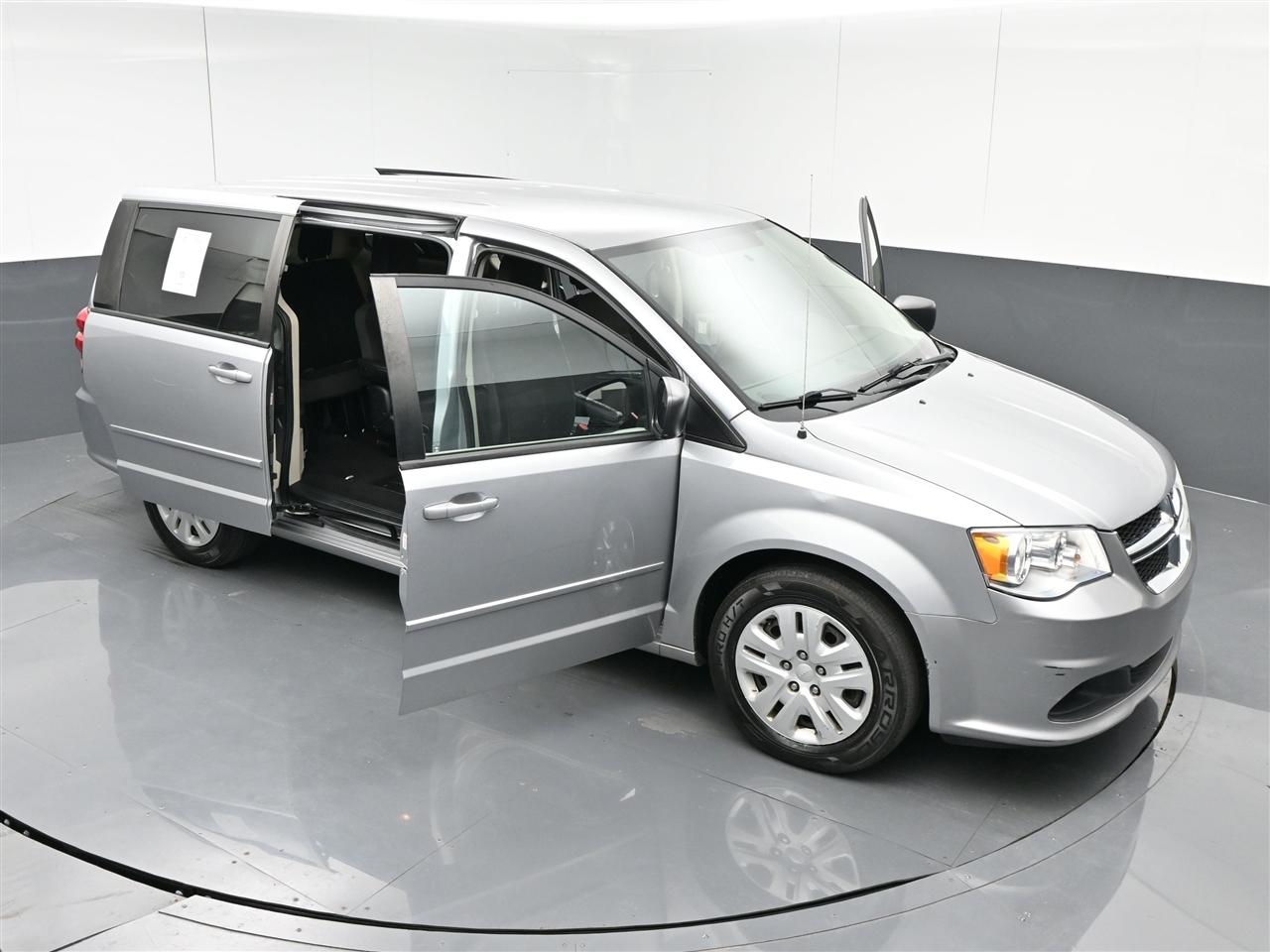 Dodge Grand Caravan SE 2017