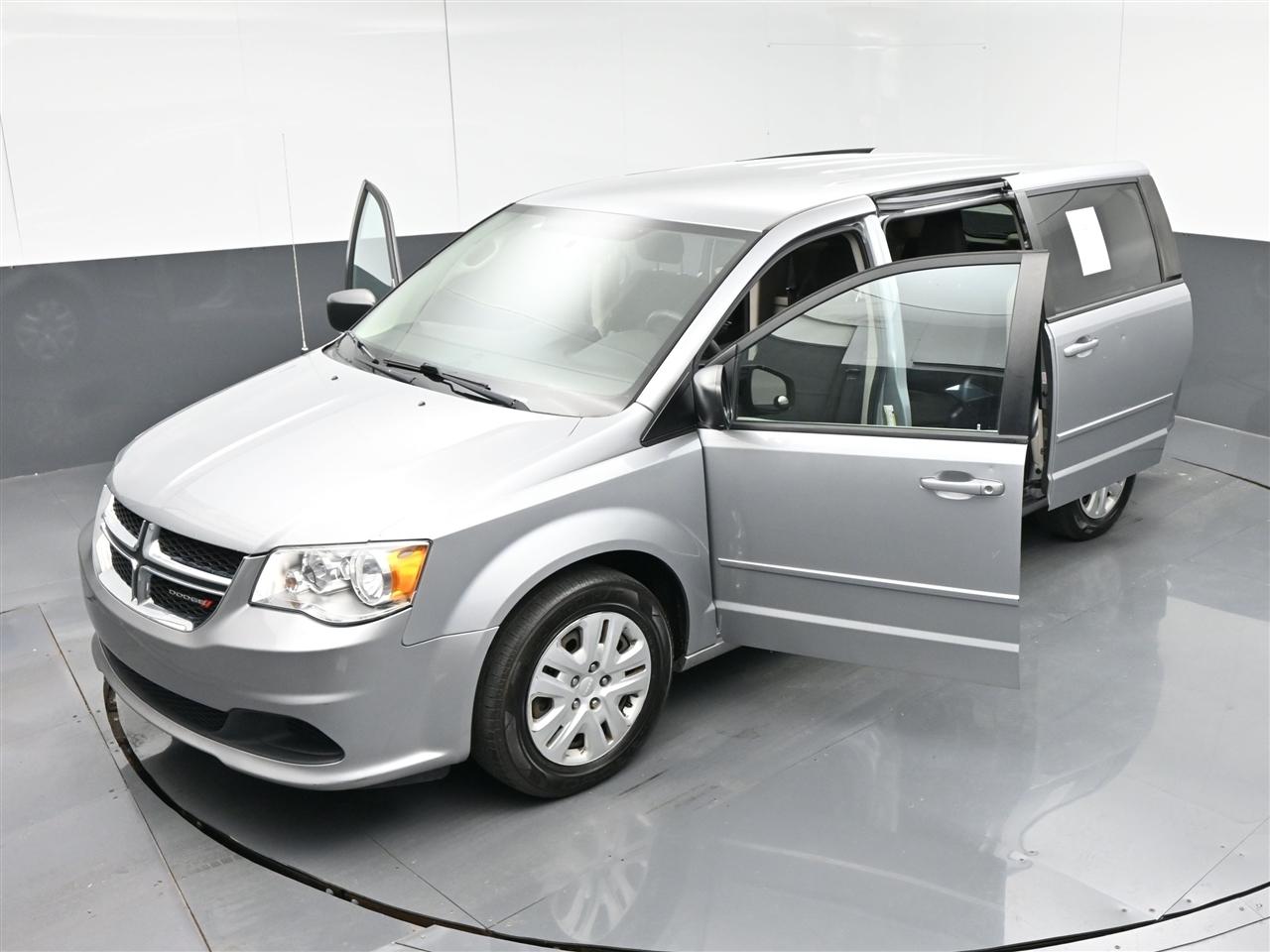 Dodge Grand Caravan SE 2017