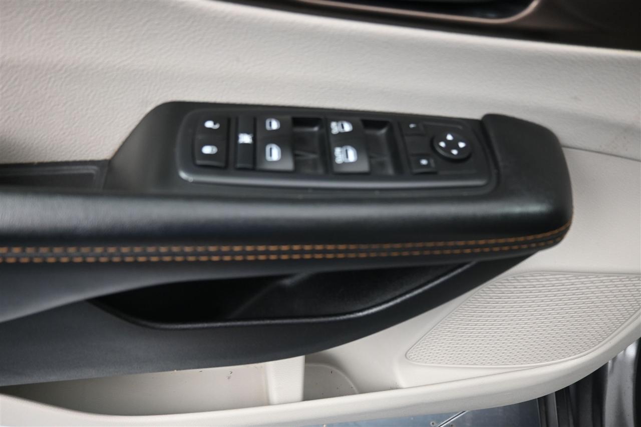 Chrysler Pacifica Touring 2017