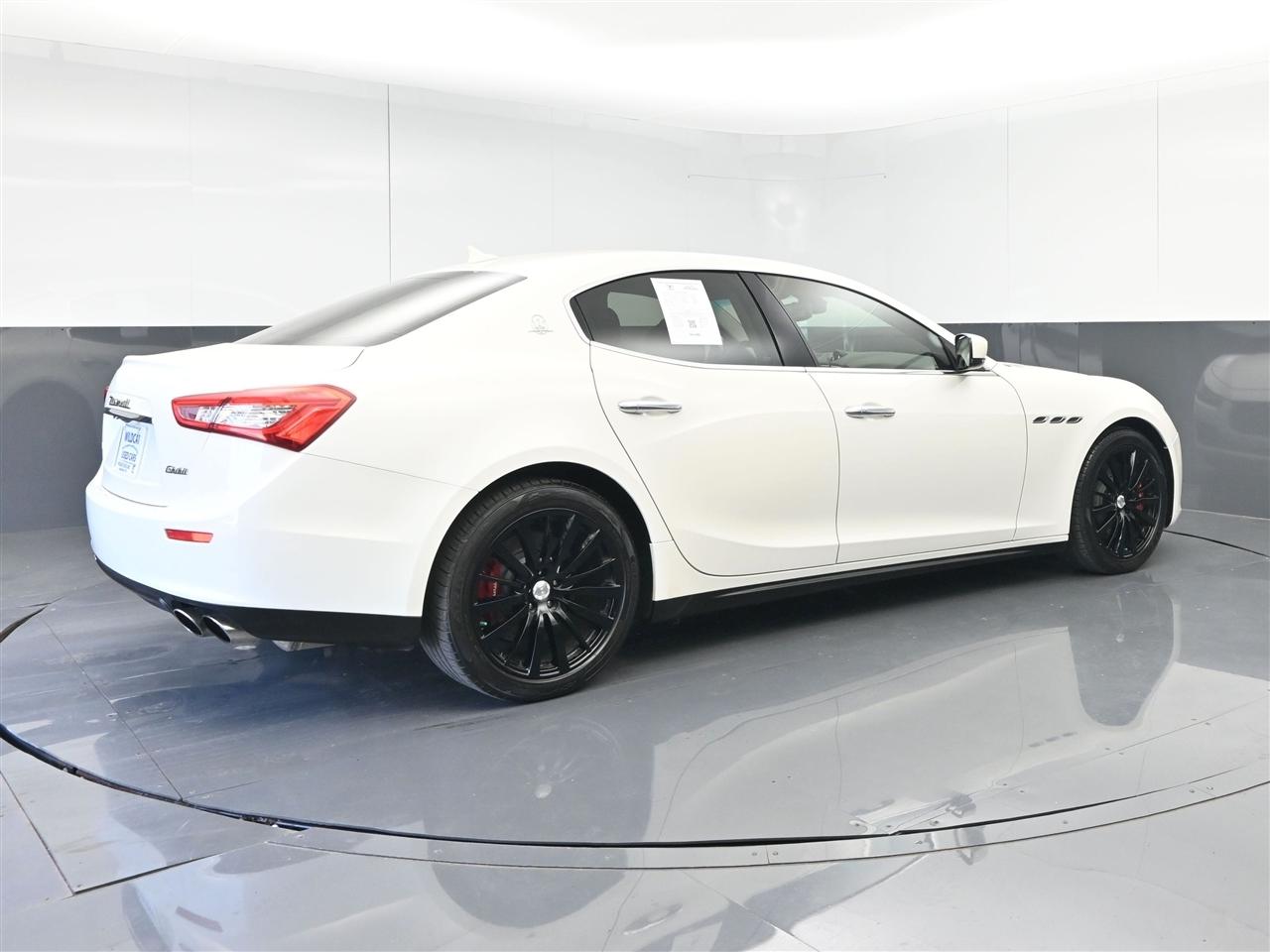 Maserati Ghibli Base 2015