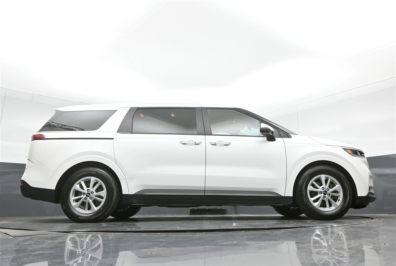 Kia Carnival LX Seat Package 2022