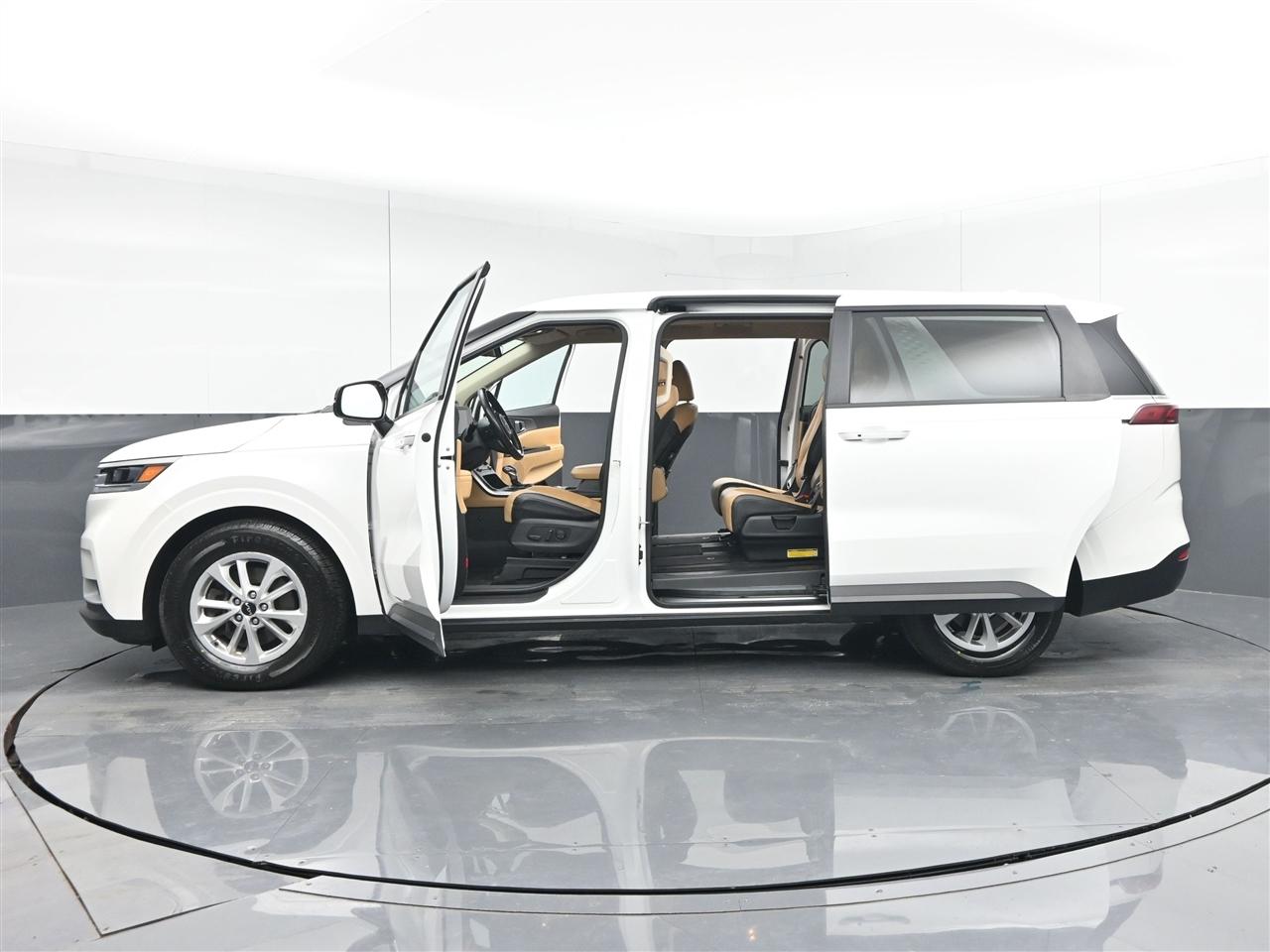 Kia Carnival LX Seat Package 2022