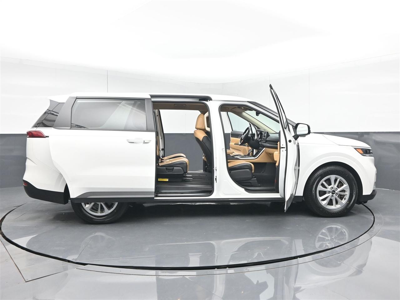 Kia Carnival LX Seat Package 2022