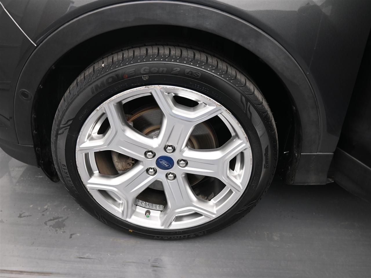 Ford Escape Titanium FWD 2019