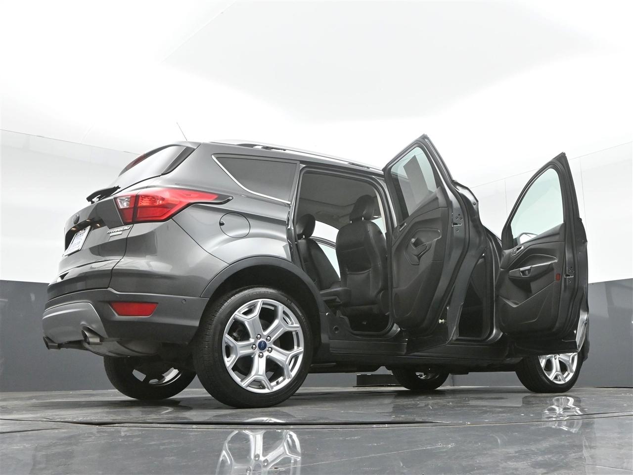 Ford Escape Titanium FWD 2019