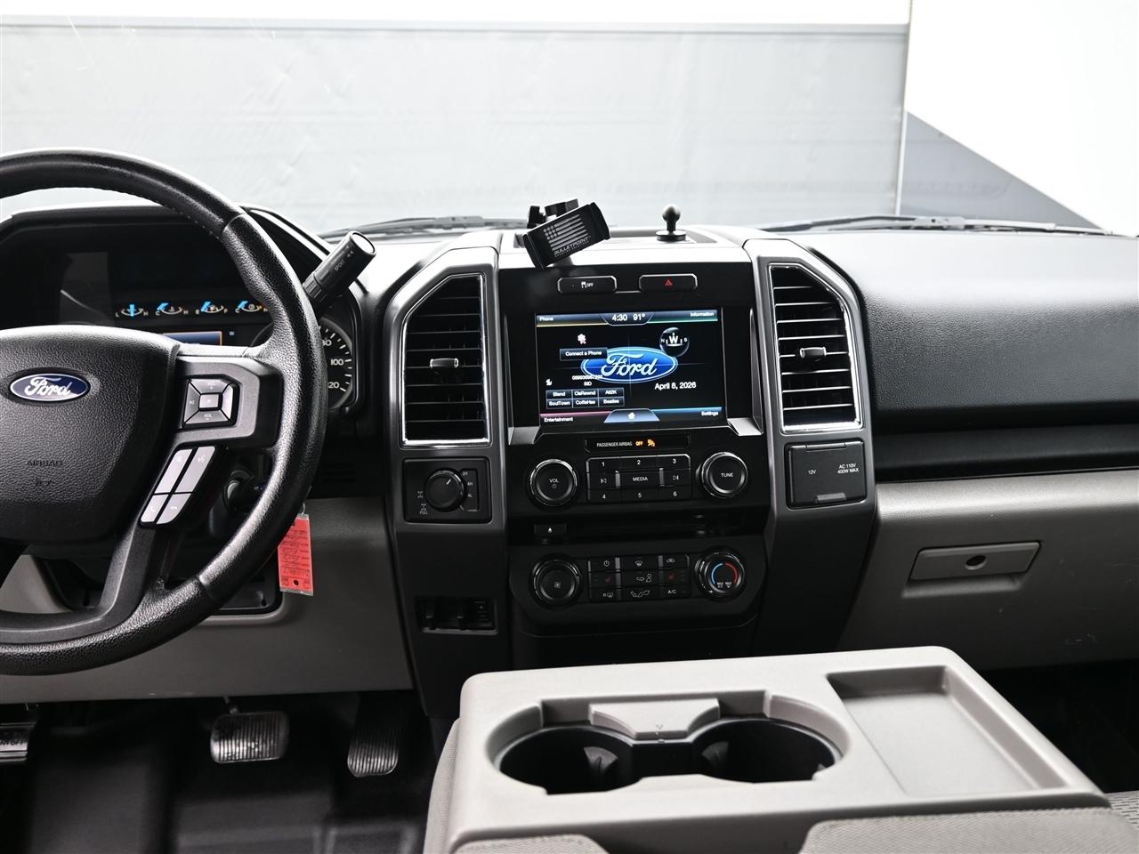 Ford F-150 XLT SuperCab 8-ft. Bed 4WD 2015